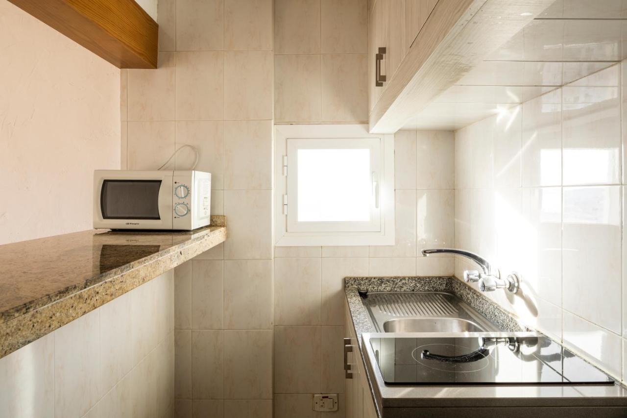 Apartamentos El Moro Сан-Антонио-Абад Экстерьер фото