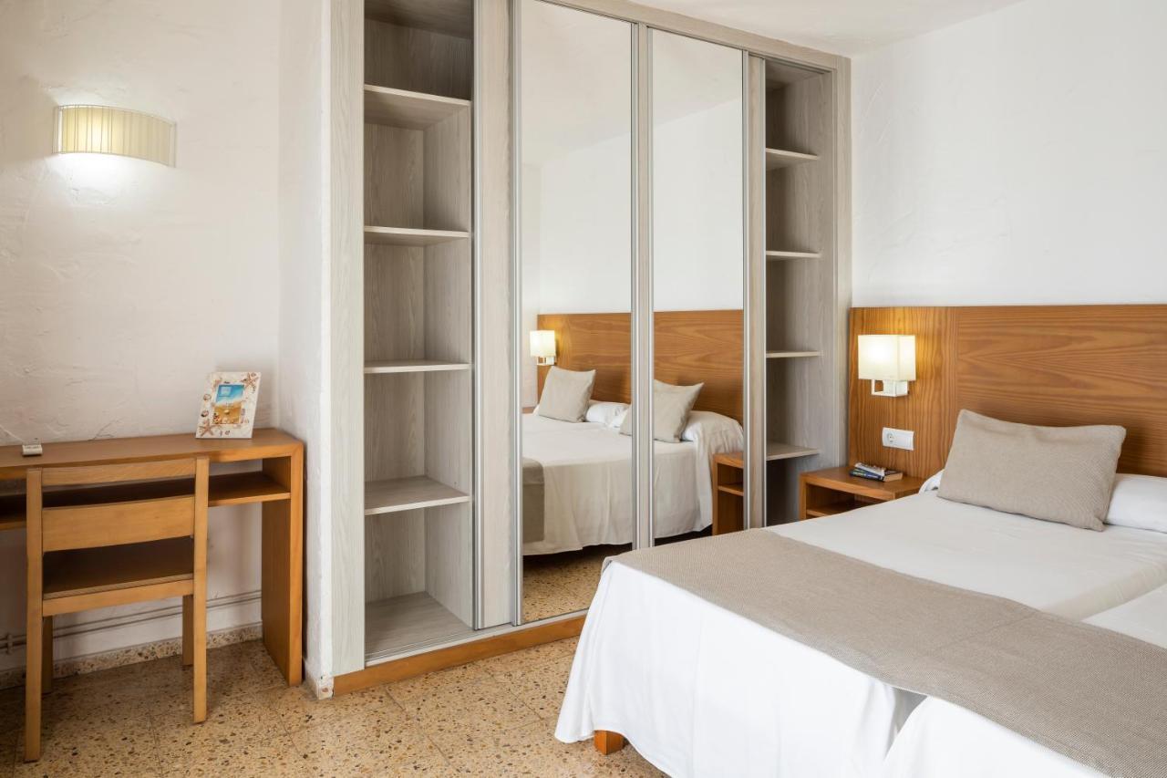 Apartamentos El Moro Сан-Антонио-Абад Экстерьер фото